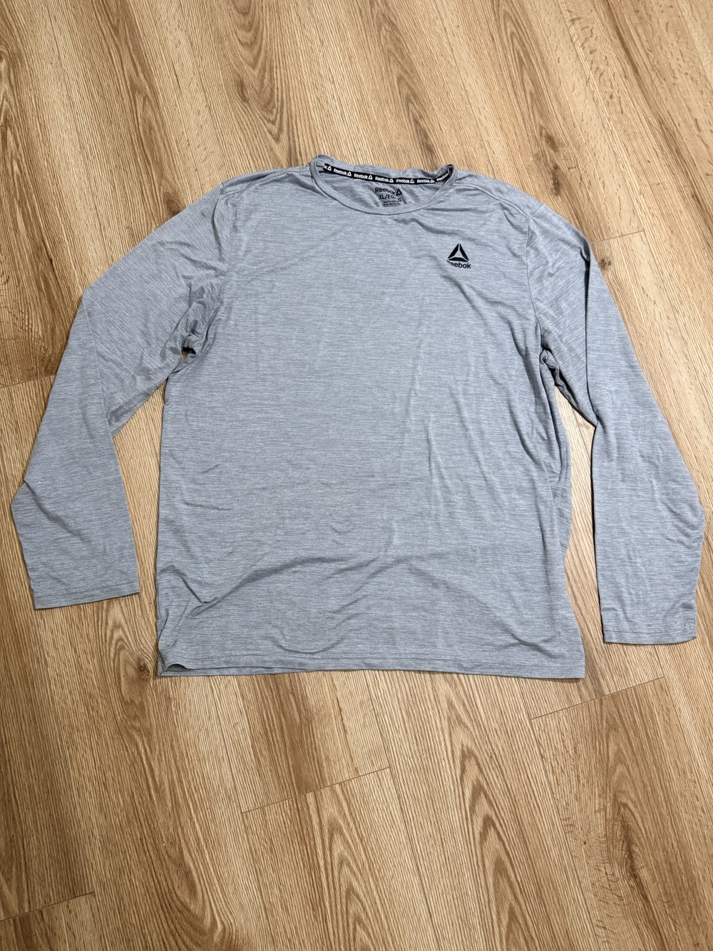Reebok Long Sleeve Crew Tee in Heather Gray